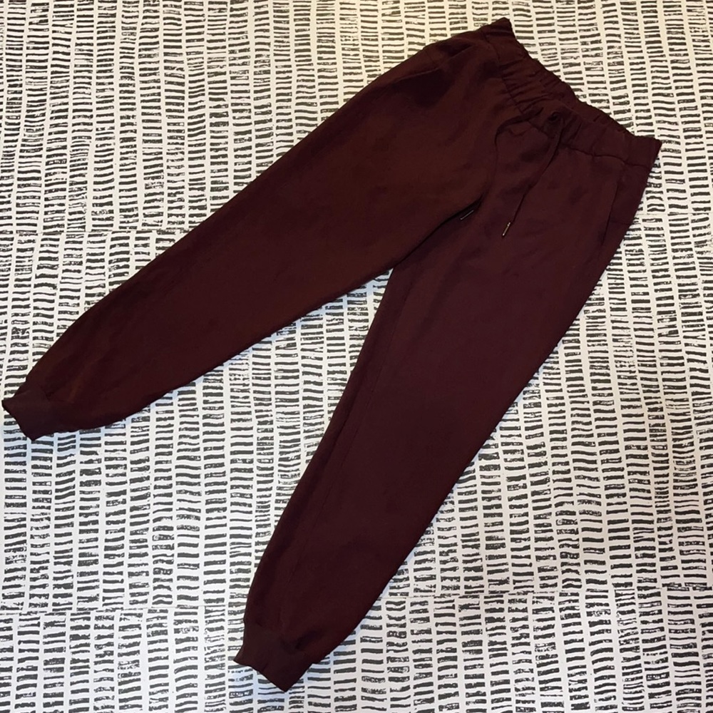 Lululemon joggers